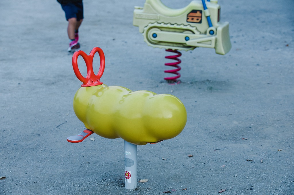 子どもの遊ぶ公園